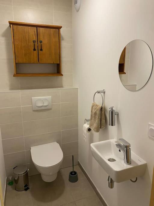 Gorgeous 2 Bedroom, 2 Full Bath, Ski In Apartment! Winner Of 2025 And 2024 Traveller Award! Морзін Екстер'єр фото