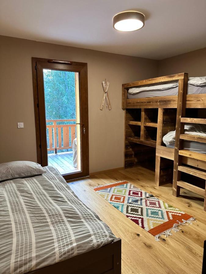 Gorgeous 2 Bedroom, 2 Full Bath, Ski In Apartment! Winner Of 2025 And 2024 Traveller Award! Морзін Екстер'єр фото